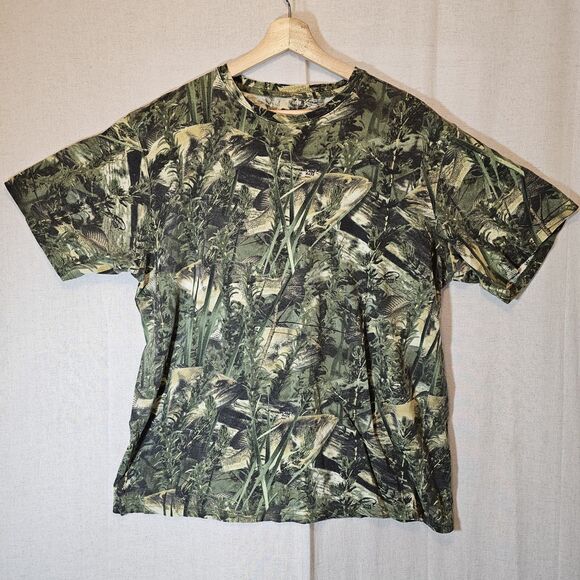 Fishouflage Bass Fishing Short Sleeve Men's XL Shirt Camouflage Fishermen - Picture 1 of 8